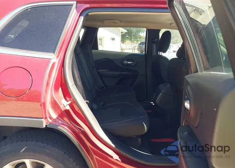 2015 Jeep Cherokee Latitude z USA, uszkodzony, nr VIN 1C4PJMCB7FW745074